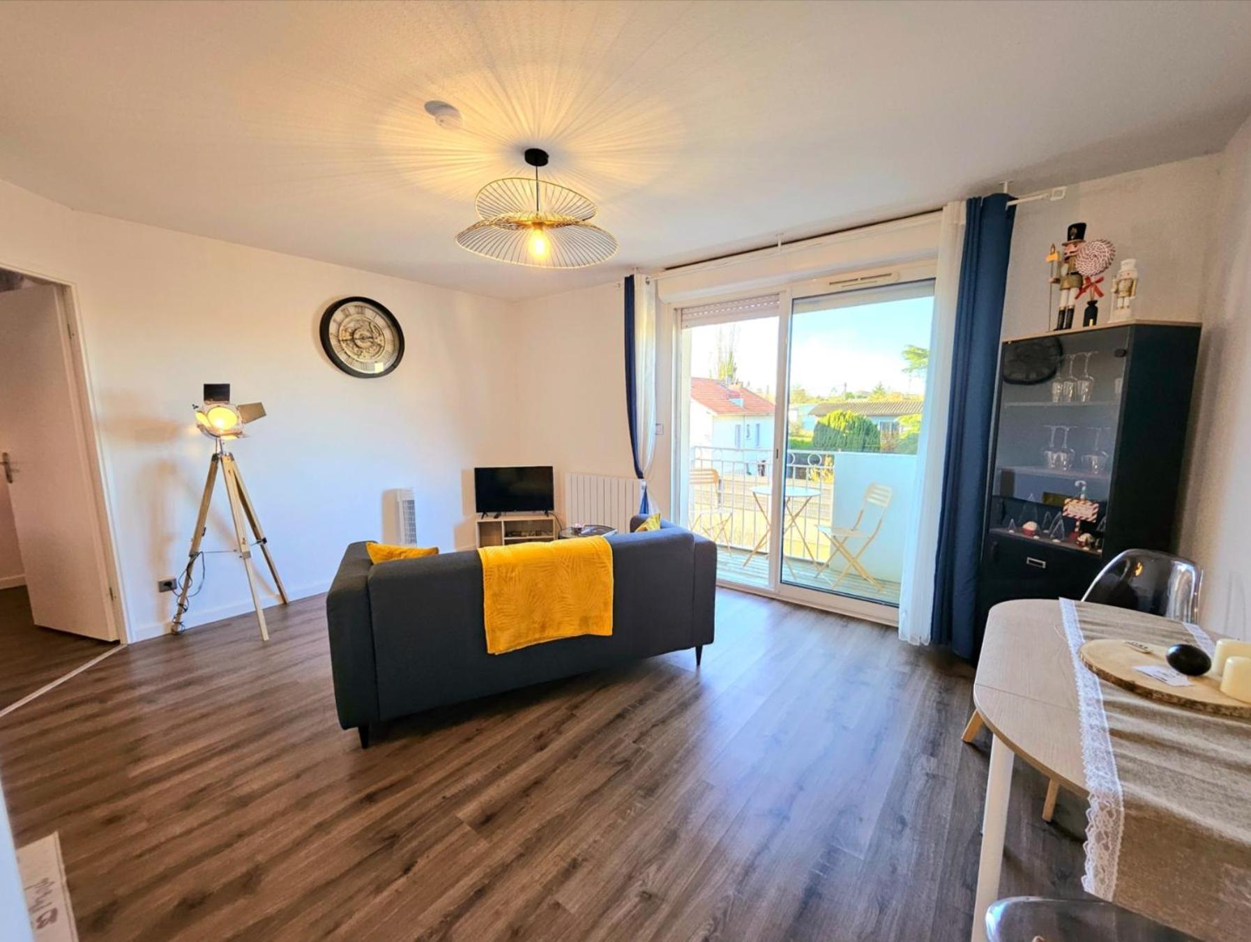 Appartement Résidentiel avec parking/Proche Centre Angoulême Extérieur photo