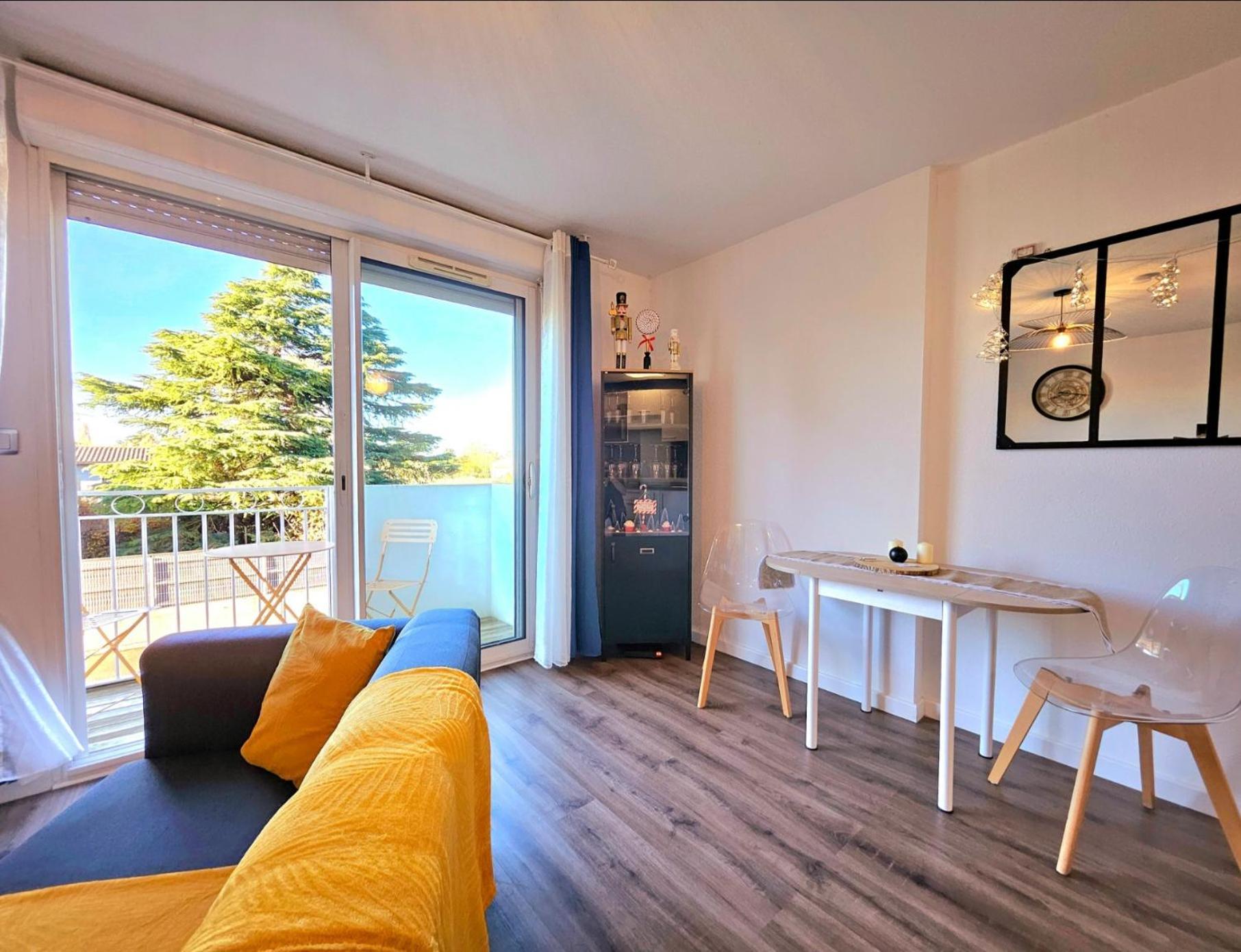 Appartement Résidentiel avec parking/Proche Centre Angoulême Extérieur photo