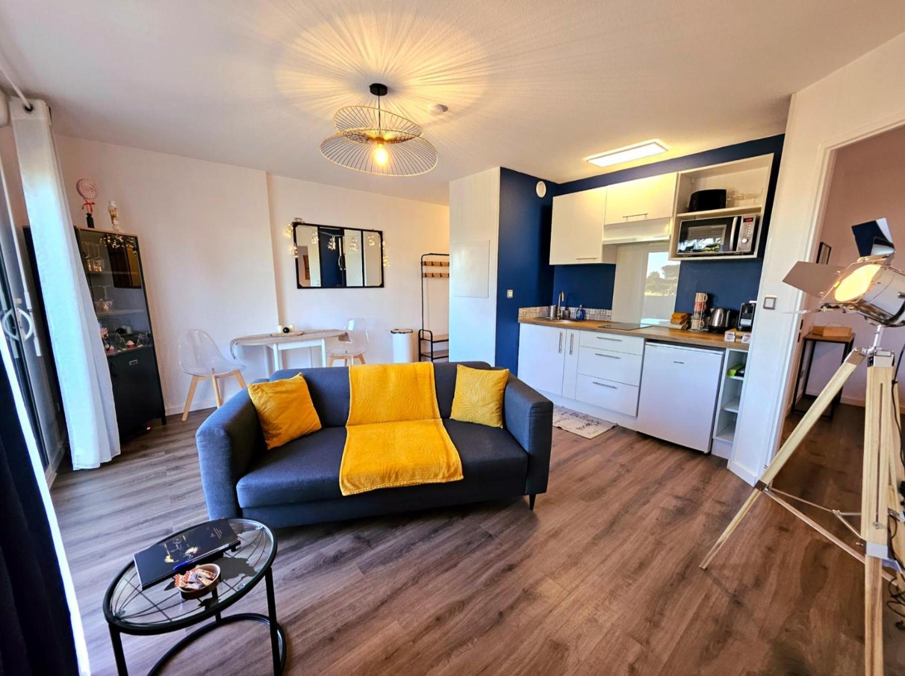 Appartement Résidentiel avec parking/Proche Centre Angoulême Extérieur photo