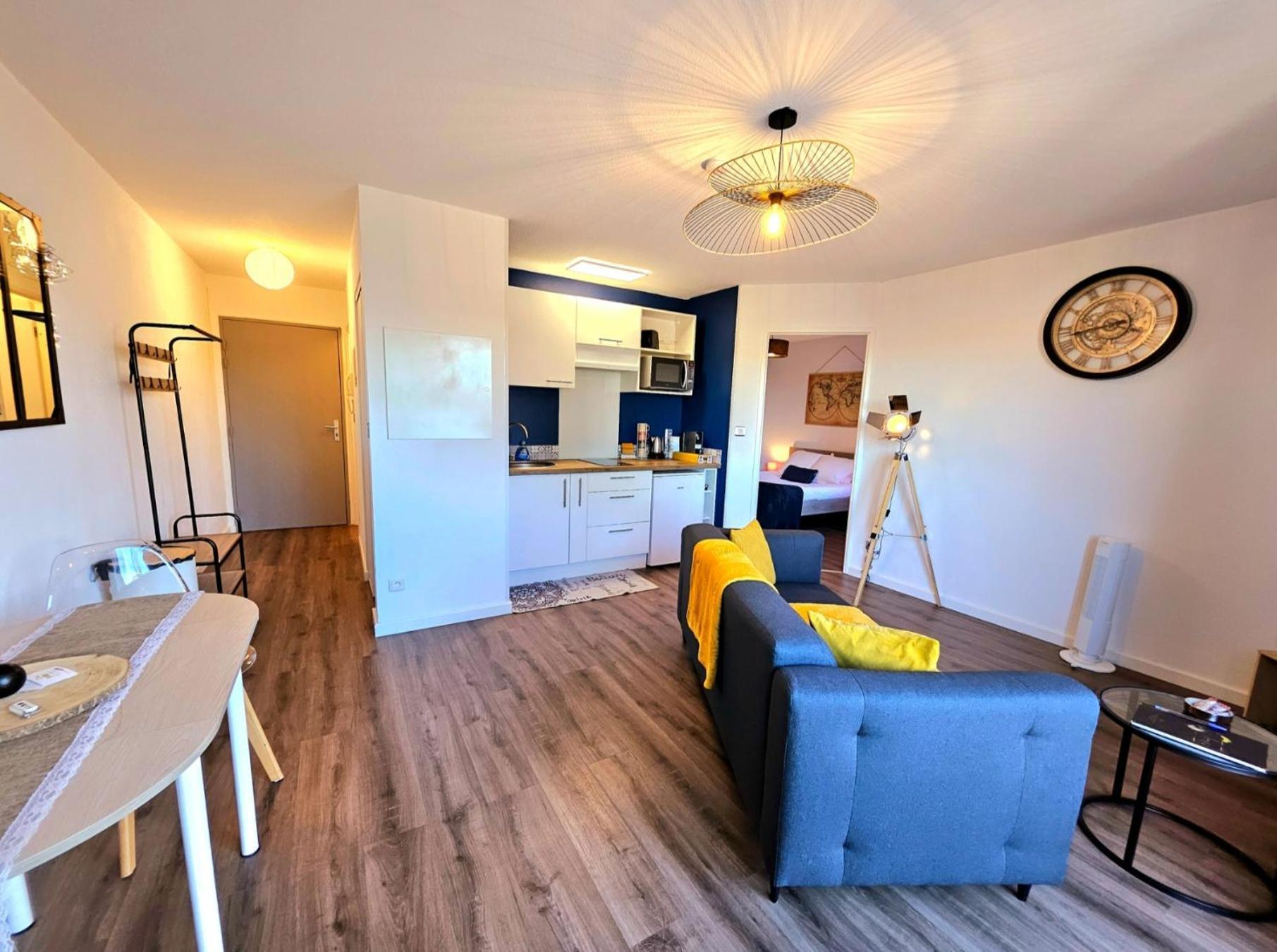 Appartement Résidentiel avec parking/Proche Centre Angoulême Extérieur photo